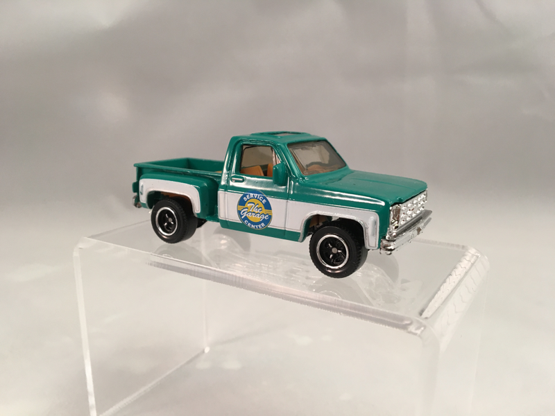 Illustration for article titled HWEP Ute: MBX Chevy C10